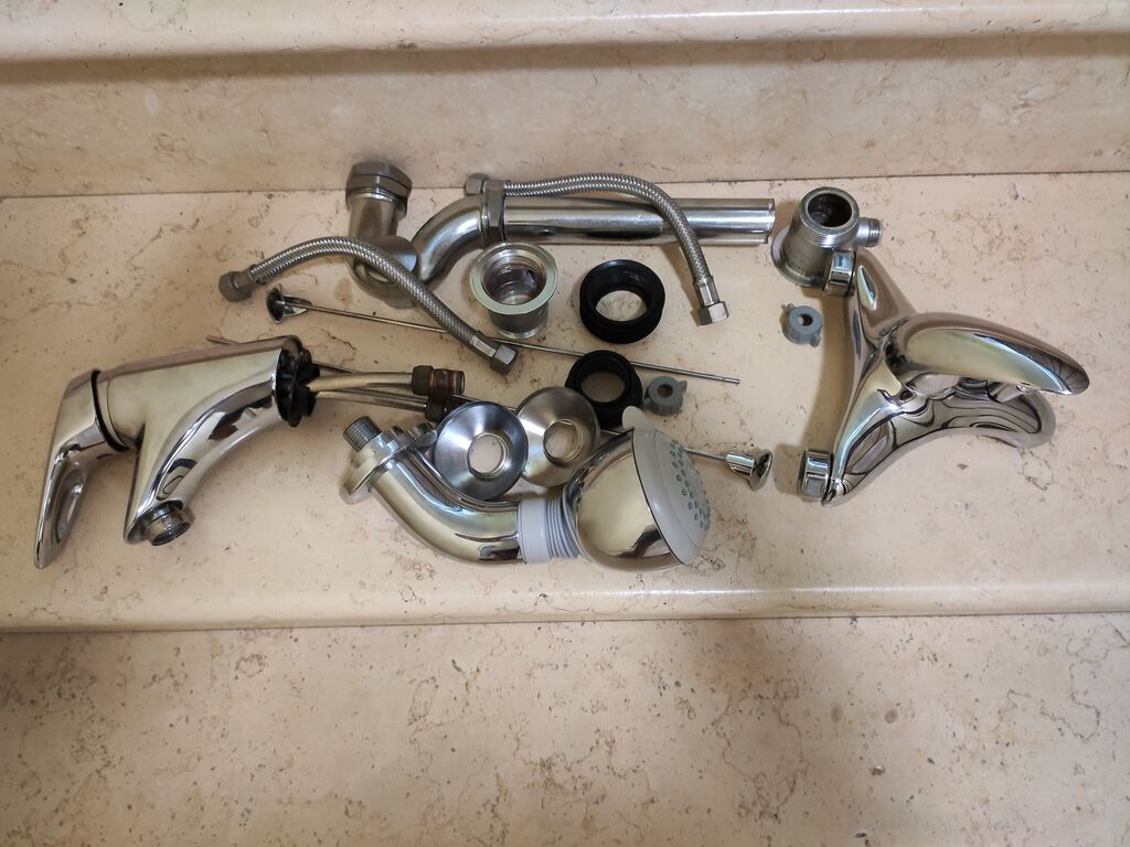 5325970 Vendo RUBINETTI DA BAGNO E